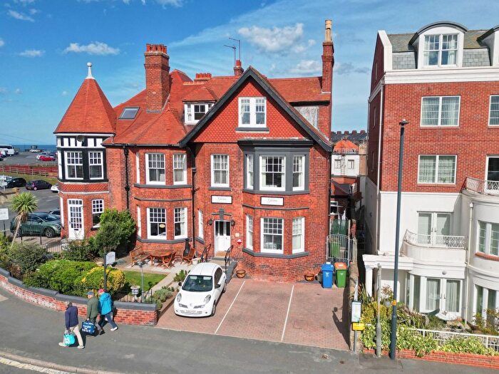 7 Bedroom Semi-detached House For Sale In Glenora Guest House, Whitby, YO21