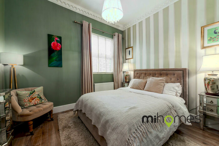 2 Bedroom Apartment To Rent In Beaconsfield Road, New Southgate, N11