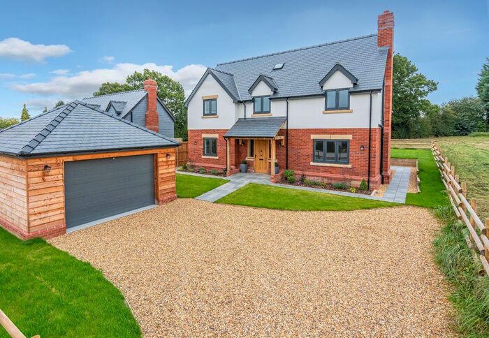 4 Bedroom Detached House For Sale In Walford Heath, Shrewsbury, Shropshire, SY4