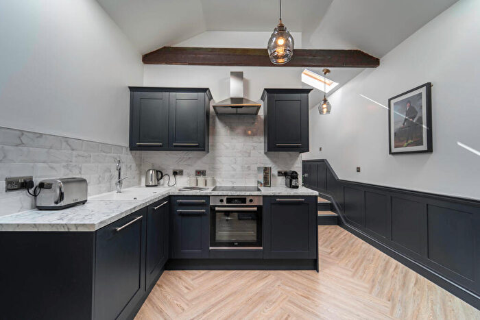 1 Bedroom Coach House For Sale In Colston Road, Easton, Bristol, BS5