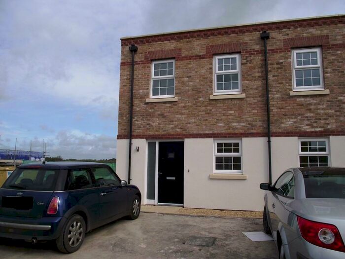 2 Bedroom House To Rent In Bridegroom Street, Market Harborough, LE16