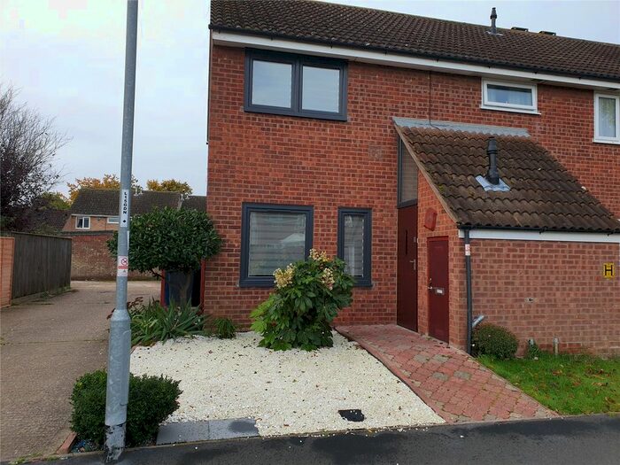 3 Bedroom End Of Terrace House To Rent In Waveney Road, St. Ives, Cambridgeshire, PE27