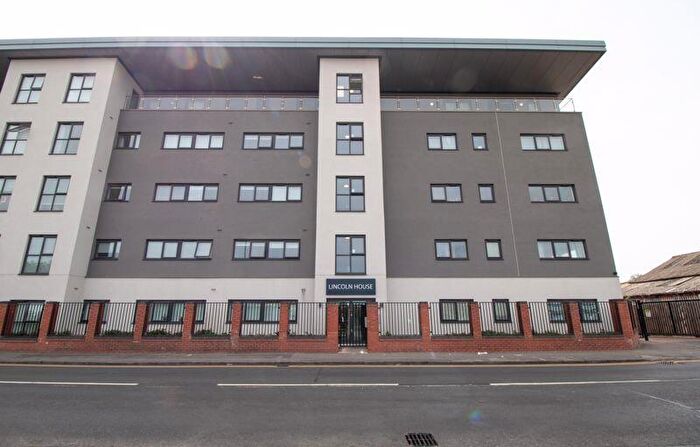 1 Bedroom Flat To Rent In Lincoln House, Nelson Street, Bolton, BL3