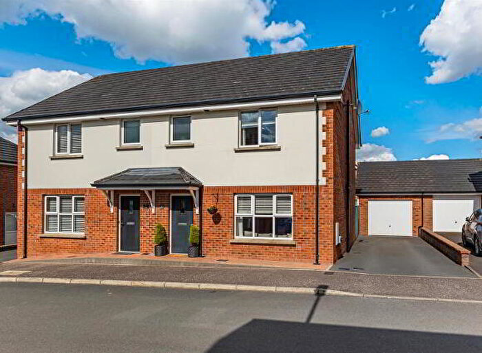 3 Bedroom Semi-Detached House For Sale In Hillview, Moneyreagh, BT23