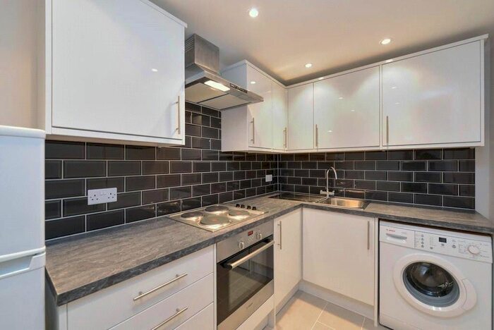 2 Bedroom Flat To Rent In Euston Road, Fitzrovia, NW1