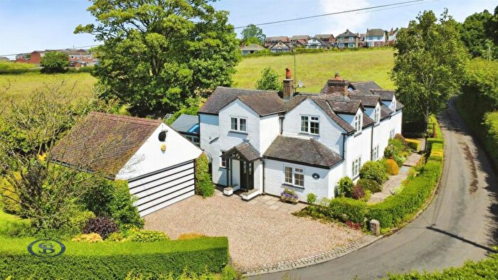 4 Bedroom Detached House For Sale In Mere Lake Road, Talke Pits, Stoke-On-Trent, ST7