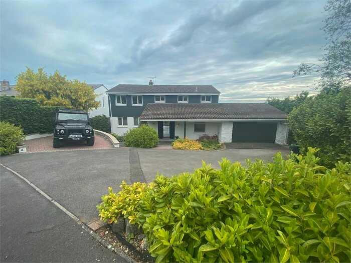 3 Bedroom Detached House To Rent In Stroud Close, Dorset, Colehill, Wimborne, BH21