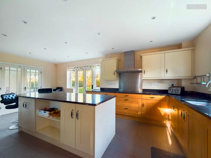 4 Bedroom Detached House To Rent In Michael Taylor Close, Peterborough, PE3
