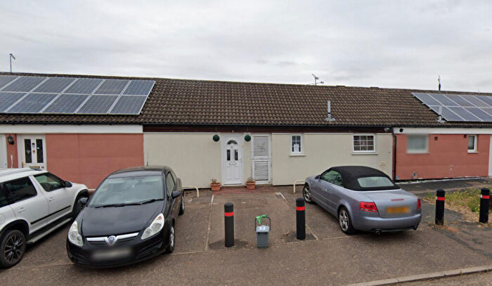 3 Bedroom Terraced Bungalow To Rent In Honeyhill, Peterborough, PE4