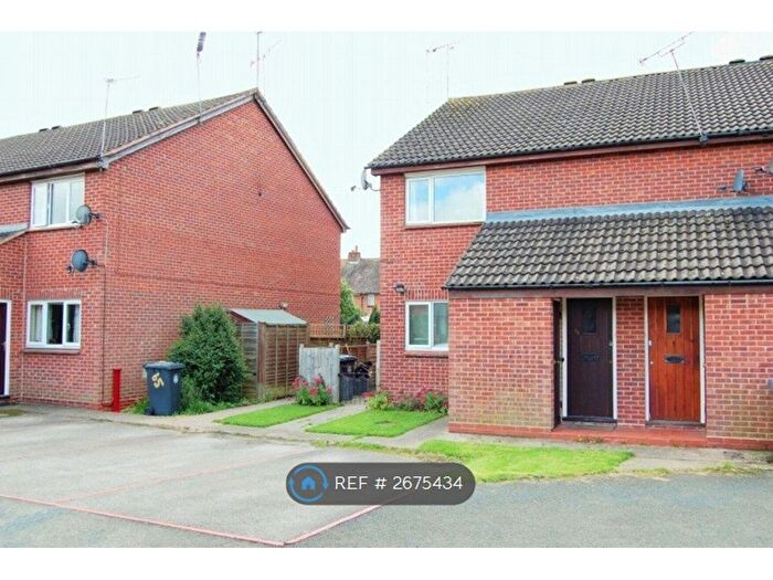 1 Bedroom Terraced House To Rent In Seymour Road, Alcester, B49