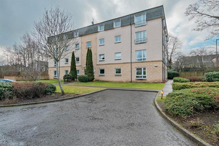 1 Bedroom House For Sale In May Gardens, Wishaw, ML2