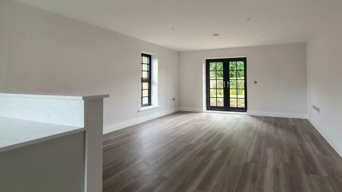 2 Bedroom Apartment To Rent In Pump House, Badgers Walk, Broxbourne, EN10