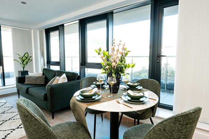 1 Bedroom Apartment To Rent In York Road, Leeds, West Yorkshire, LS9