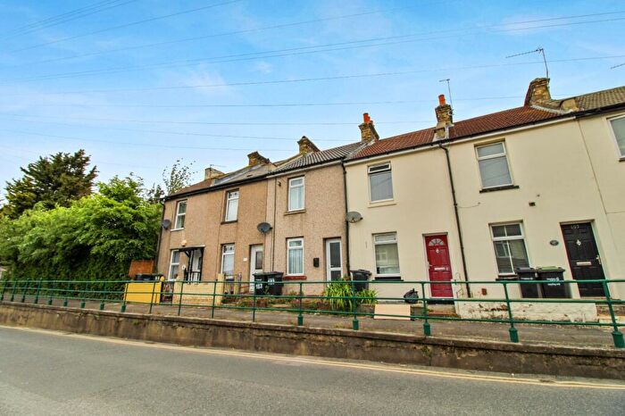 2 Bedroom Terraced House To Rent In Cross Lane East, Gravesend, DA12
