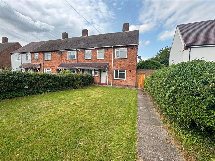 3 Bedroom Semi-Detached House To Rent In Pones Green, Lichfield, WS13