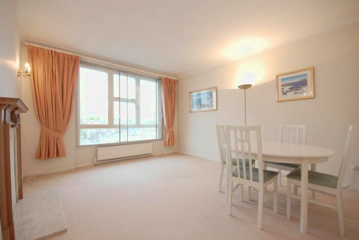 2 Bedroom Flat To Rent In Belgravia Court, Ebury Street, Belgravia, London, SW1W