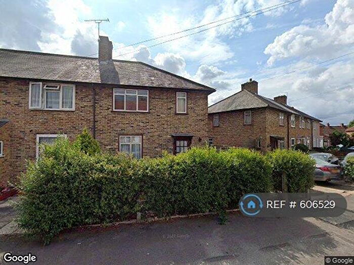 3 Bedroom End Of Terrace House To Rent In Wigmore Road, Carshalton, SM5