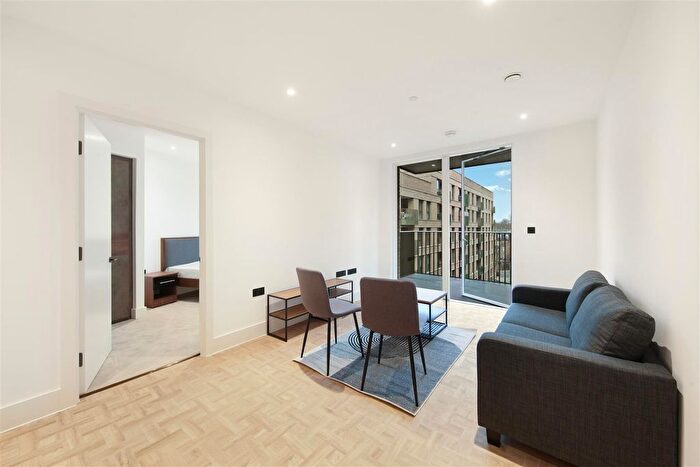 1 Bedroom Flat To Rent In Papillon Apartment, Ocp, London, SW11