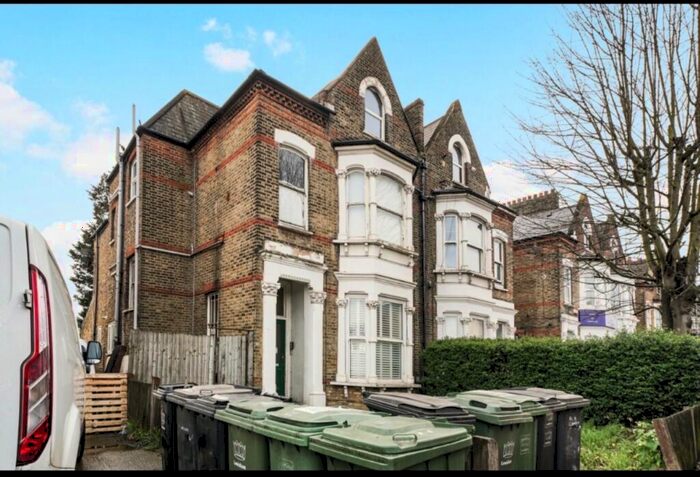1 Bedroom Apartment To Rent In Stanstead Road, London, SE23