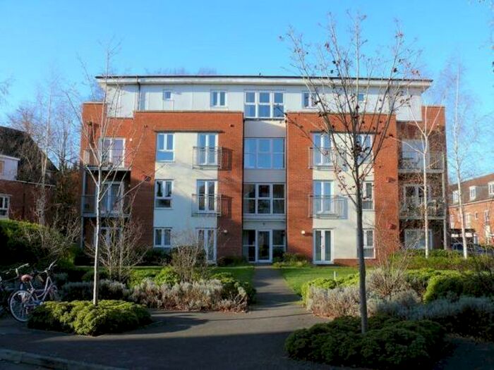 1 Bedroom Apartment To Rent In Gordon Woodward Way, Oxford, OX1
