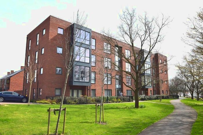 2 Bedroom Flat To Rent In Blenheim House, Fowler Way, St Andrews Park, Uxbridge, UB10