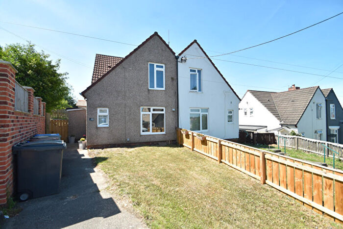 2 Bedroom Semi-Detached House For Sale In Jubilee Crescent, Sherburn Hill, DH6