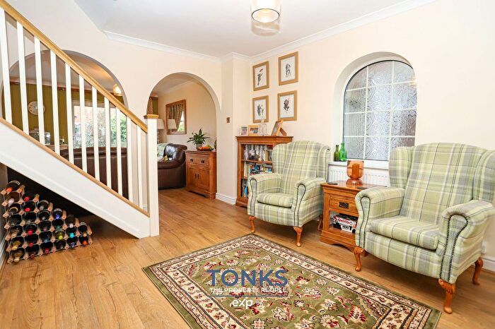 5 Bedroom Detached House For Sale In County Park Avenue, Halesowen, B62