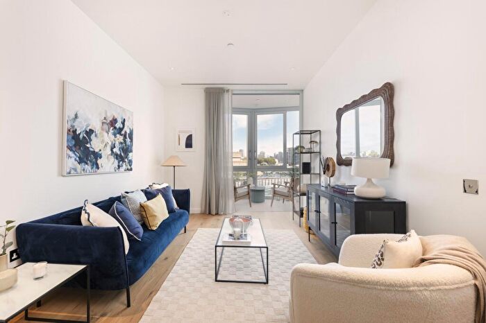 1 Bedroom Apartment For Sale In L-, Prospect Way, Battersea, SW11