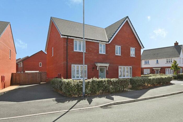 3 Bedroom Semi Detached House For Sale In Blackbird Gardens, Langford, Biggleswade, Bedfordshire, SG18