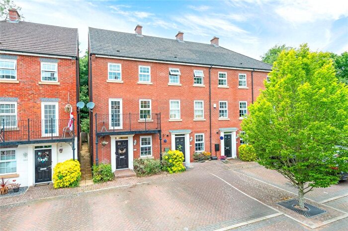 3 Bedroom End Of Terrace House To Rent In The Dingle, Doseley, Telford, Shropshire, TF4