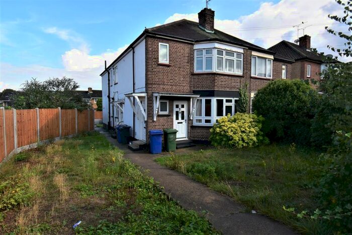 2 Bedroom Maisonette To Rent In Rectory Road, Little Thurrock, RM17