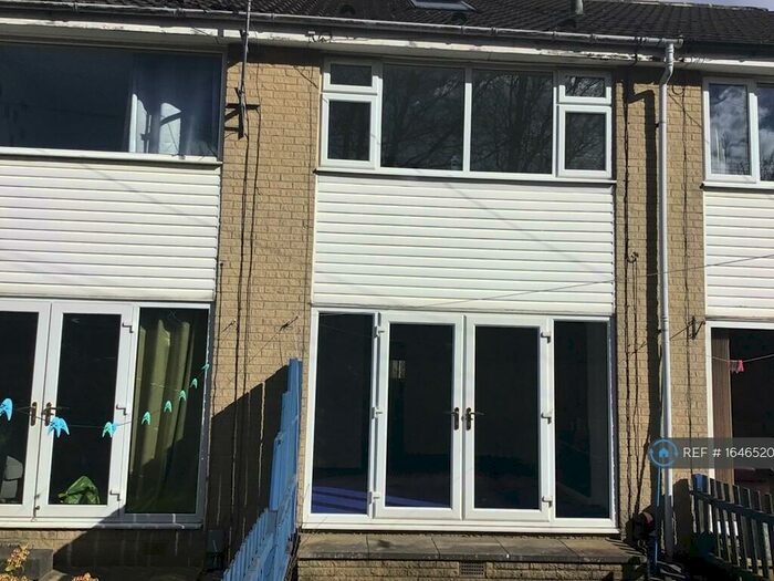 3 Bedroom Terraced House To Rent In Adam Court, Huddersfield, HD3