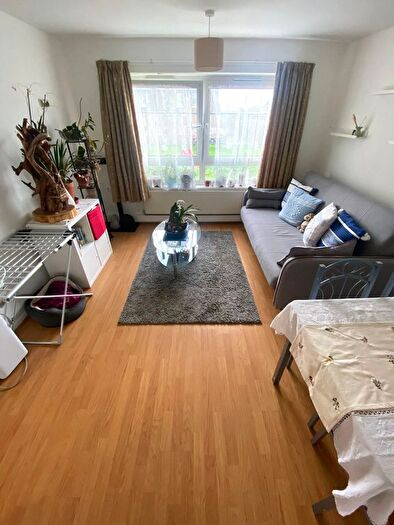 1 Bedroom Flat To Rent In Manor Park Road, Manor Park, E12