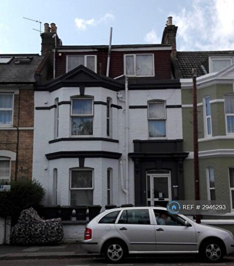 Studio To Rent In Suffolk Road, Bournemouth, BH2