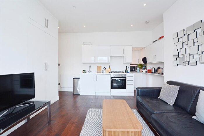 1 Bedroom Flat To Rent In Abbey Road, London, NW8