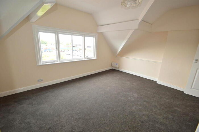 1 Bedroom Flat For Sale In B High Street, Amblecote, Stourbridge, DY8