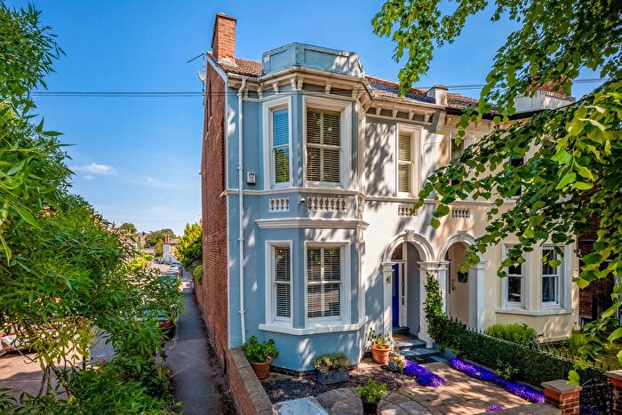 5 Bedroom Villa For Sale In Avenue Road, Leamington Spa, Warwickshire, CV31