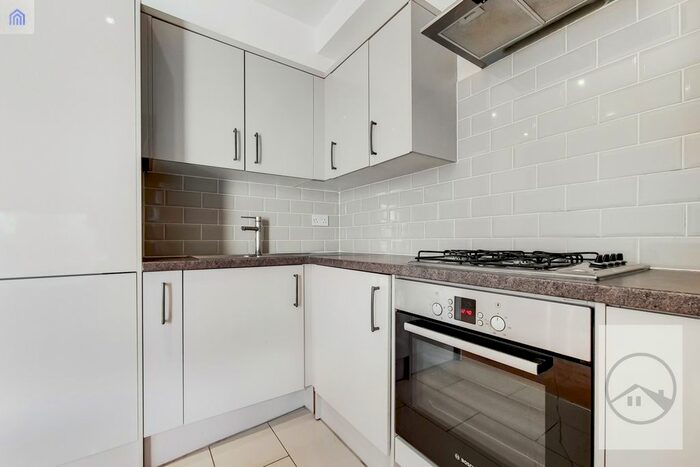 4 Bedroom Terraced House To Rent In Gassiot Road, Tooting Broadway, SW17