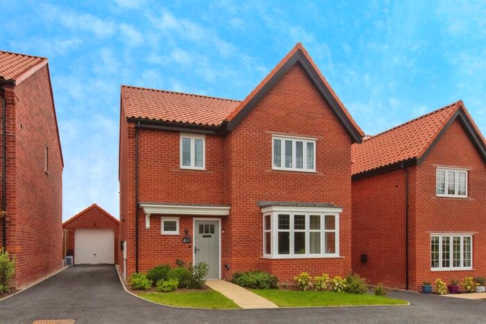 4 Bedroom Detached House For Sale In Pipistrelle Drive, Onehouse, Stowmarket, IP14