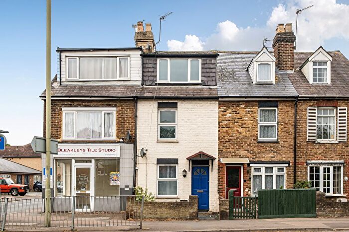 3 Bedroom Property For Sale In Kingston Road, Leatherhead, KT22