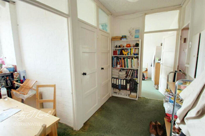 2 Bedroom Detached House To Rent In Percival Street, London, EC1V