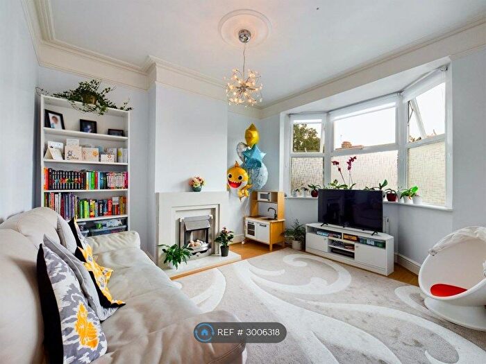 2 Bedroom Terraced House To Rent In Benhill Road, Sutton, SM1