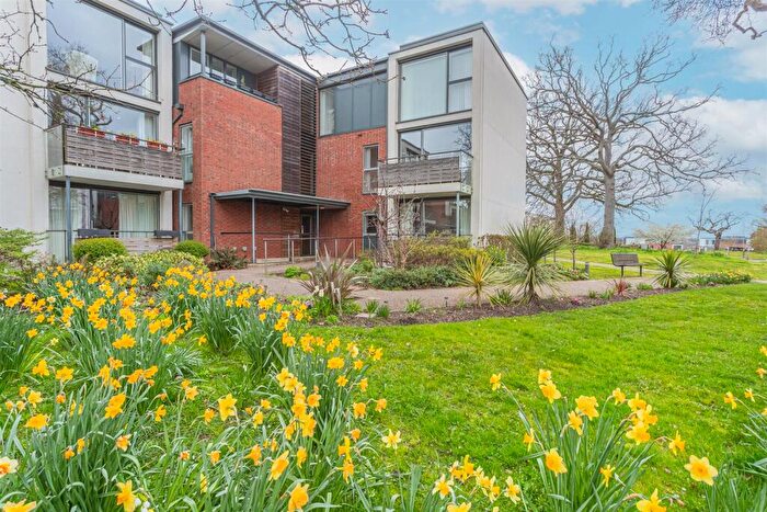 3 Bedroom Retirement Property For Sale In Rowan Lane, Corsham, SN13