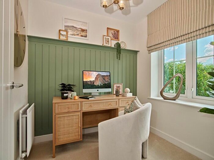 4 Bedroom Detached House For Sale In Mayflower Street, Heybridge, Maldon, CM9