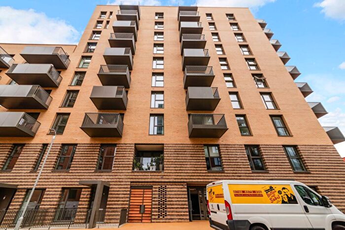 1 Bedroom Apartment To Rent In Nuthatch Apartments, Hendon, London, NW9