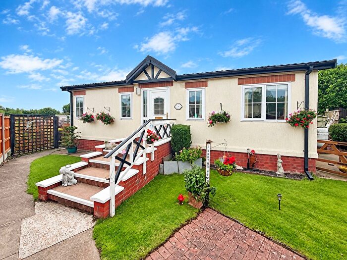 2 Bedroom Park Home For Sale In Severn Gorge Park, Telford, TF7