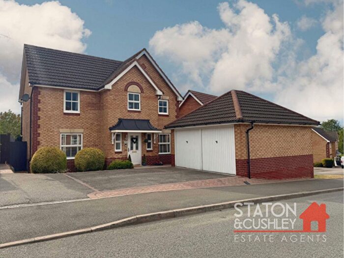 4 Bedroom Detached House For Sale In Castlewood Grove, Sutton-In-Ashfield, NG17