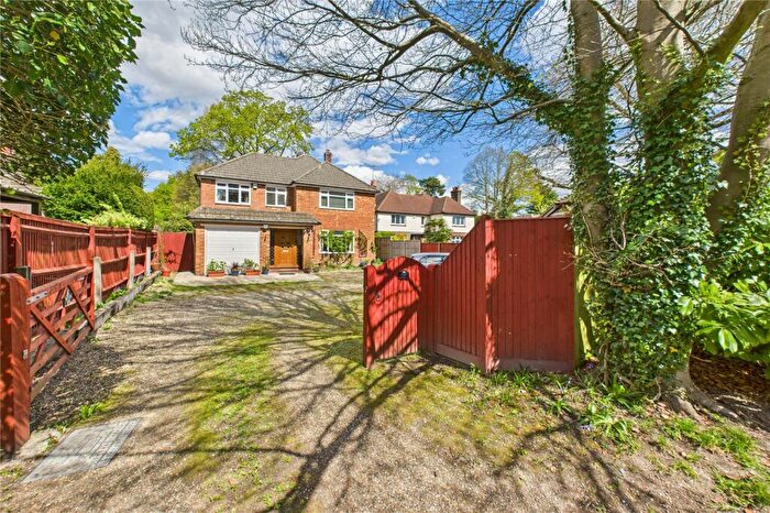 4 Bedroom Detached House To Rent In Copthorne Road, Felbridge, East Grinstead, Surrey, RH19