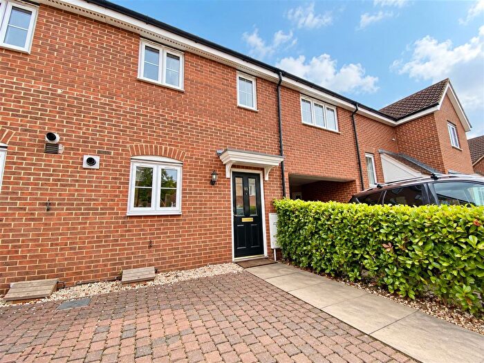 2 Bedroom Terraced House To Rent In Mountbatten Drive, Norwich, NR6