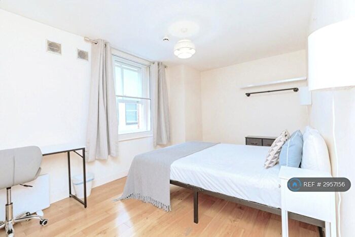 1 Bedroom Flat To Rent In Bristol City Centre, Bristol, BS1